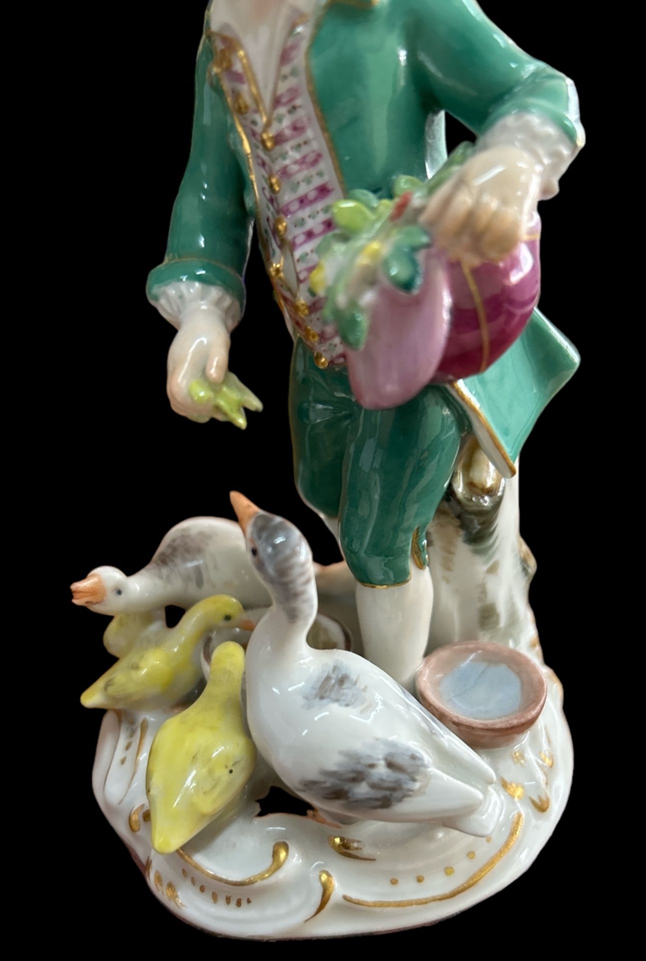 Meissen Figur "Junger Mann mit Enten und Gänsen", 1.Wahl, guter Zustand, H-13 cm - Bild 3 aus 4