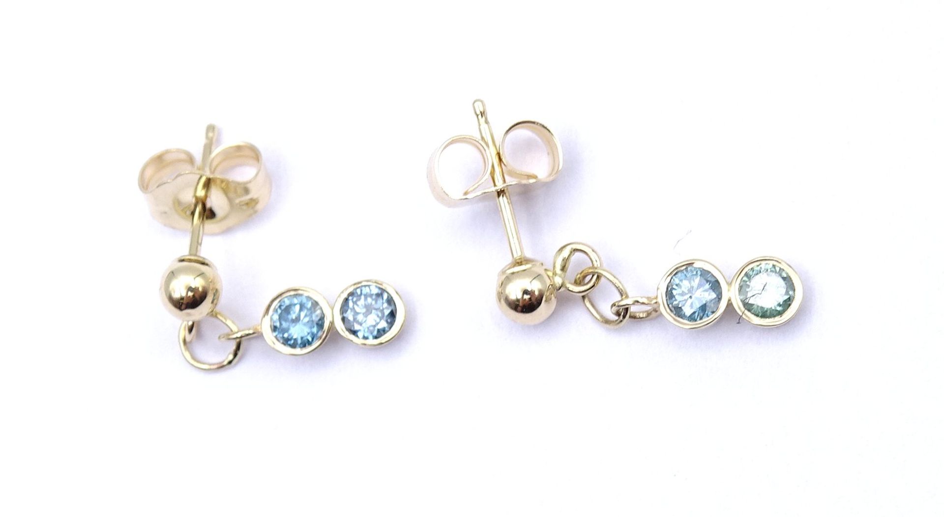 Paar Gold Ohrstecker / Hänger ,14K mit blauen Diamanten zus. 0,28ct. L. 1,6cm, zus. 0,67g., ein Dia - Bild 3 aus 4