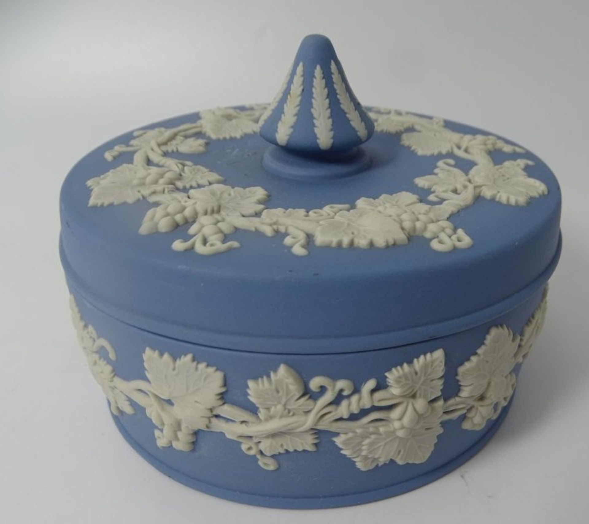 Deckeldose "Wedgwood", blau/weiss, H-8 cm, D-12 cm - Bild 2 aus 4