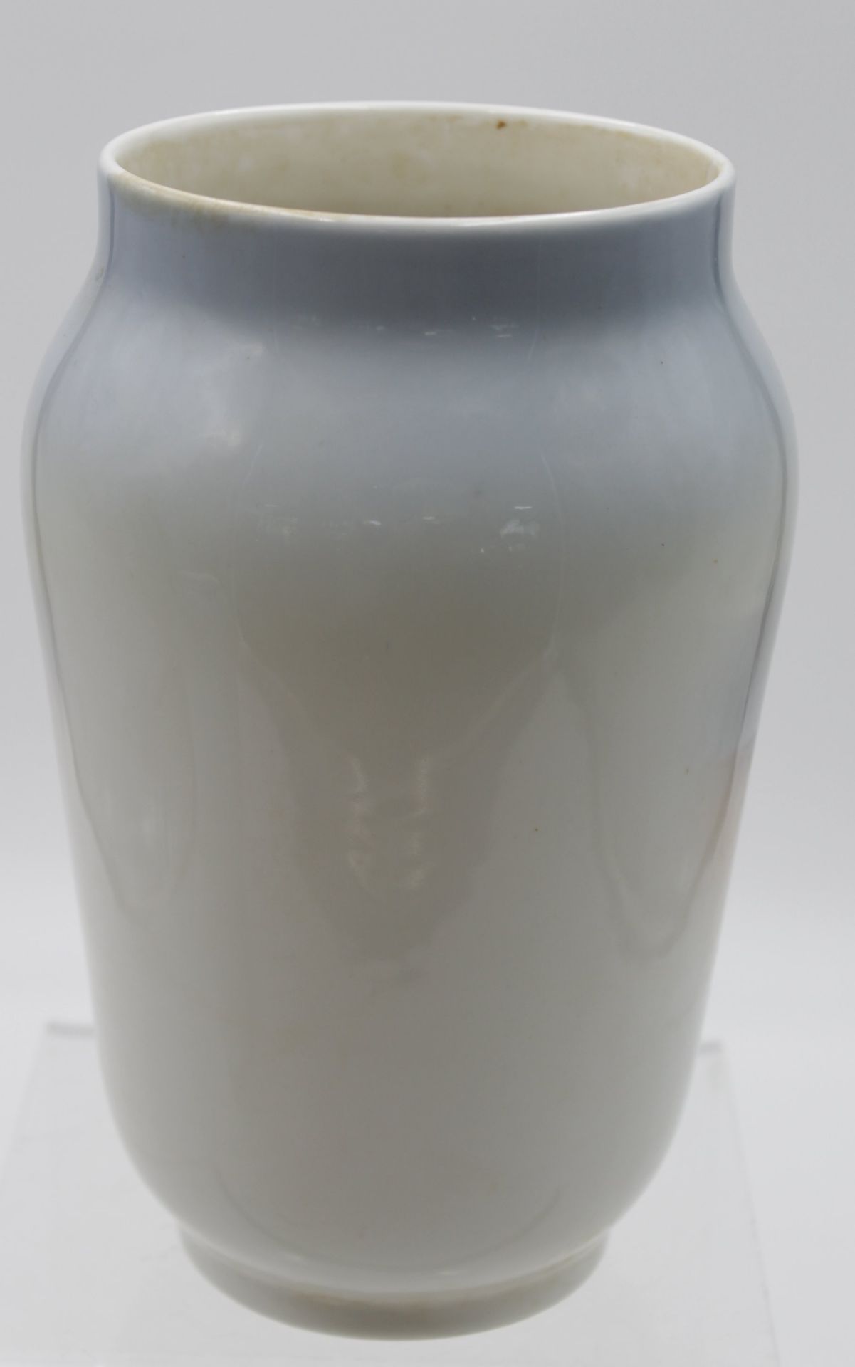 Vase, Royal Copenhagen, Landschaftsbemalung in Unterglasur, H-21cm. - Image 2 of 3