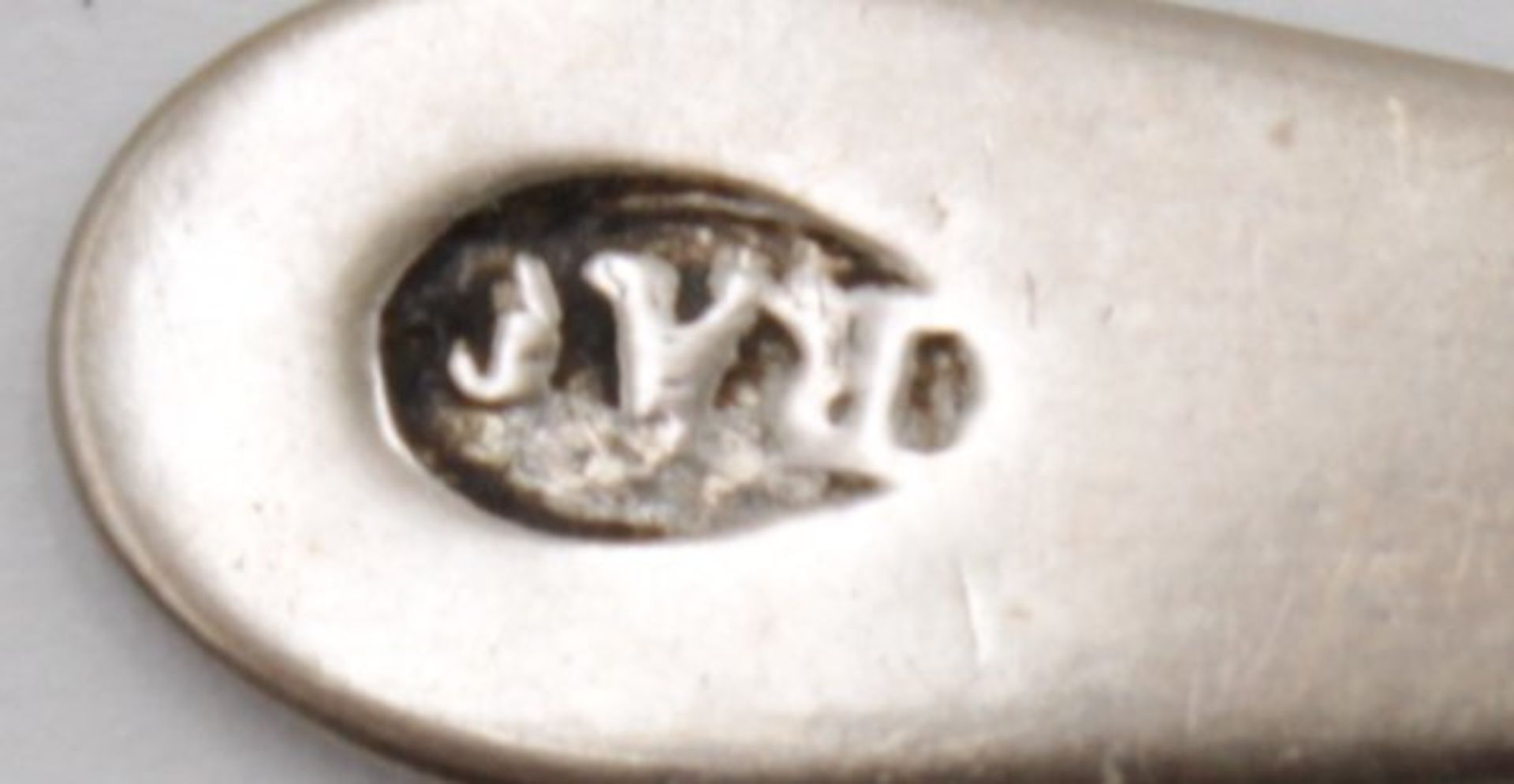 früher Rührstab o.ä., Silber, Punktgavur u. datiert 1862, ca. 8gr., L-12,8cm. - Bild 5 aus 5