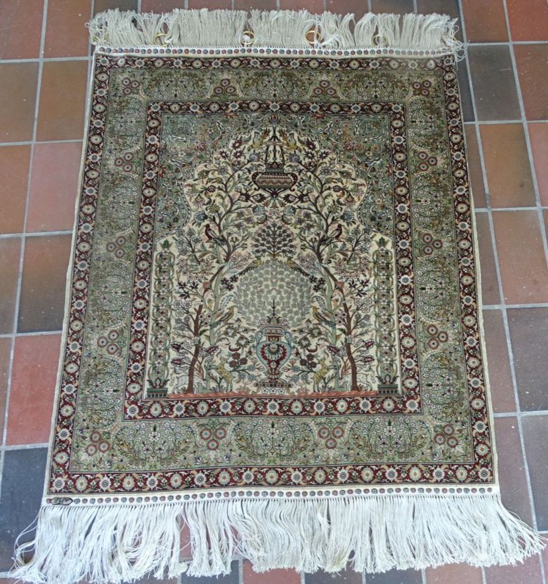 persischer kleiner Seidenteppich, wohl Hereke, 95x75 cm ohne Fransen - Image 5 of 7