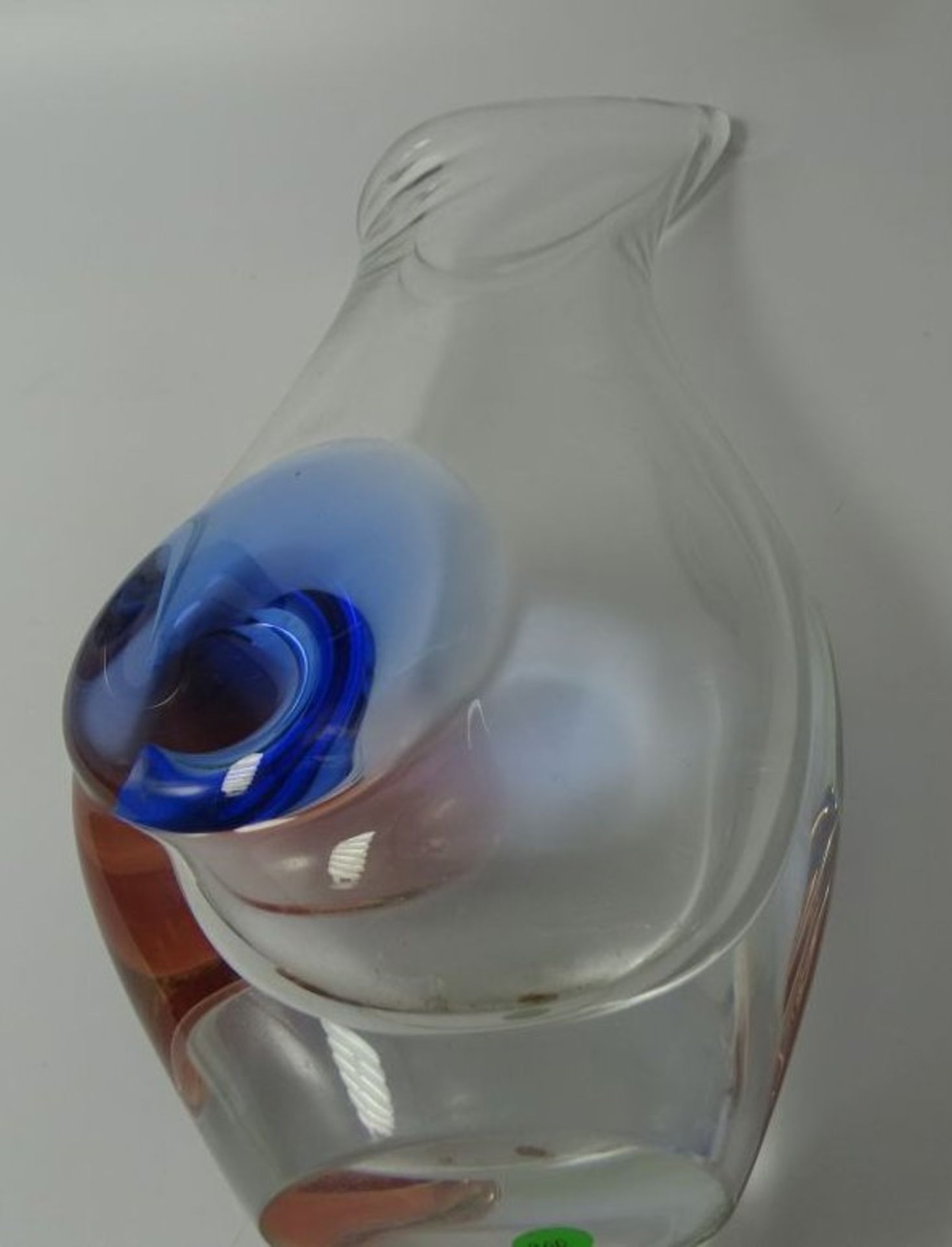 hohe klare Kunstglasvase mit blauen und rosa Aufschmelzung, H-31 cm - Image 4 of 5