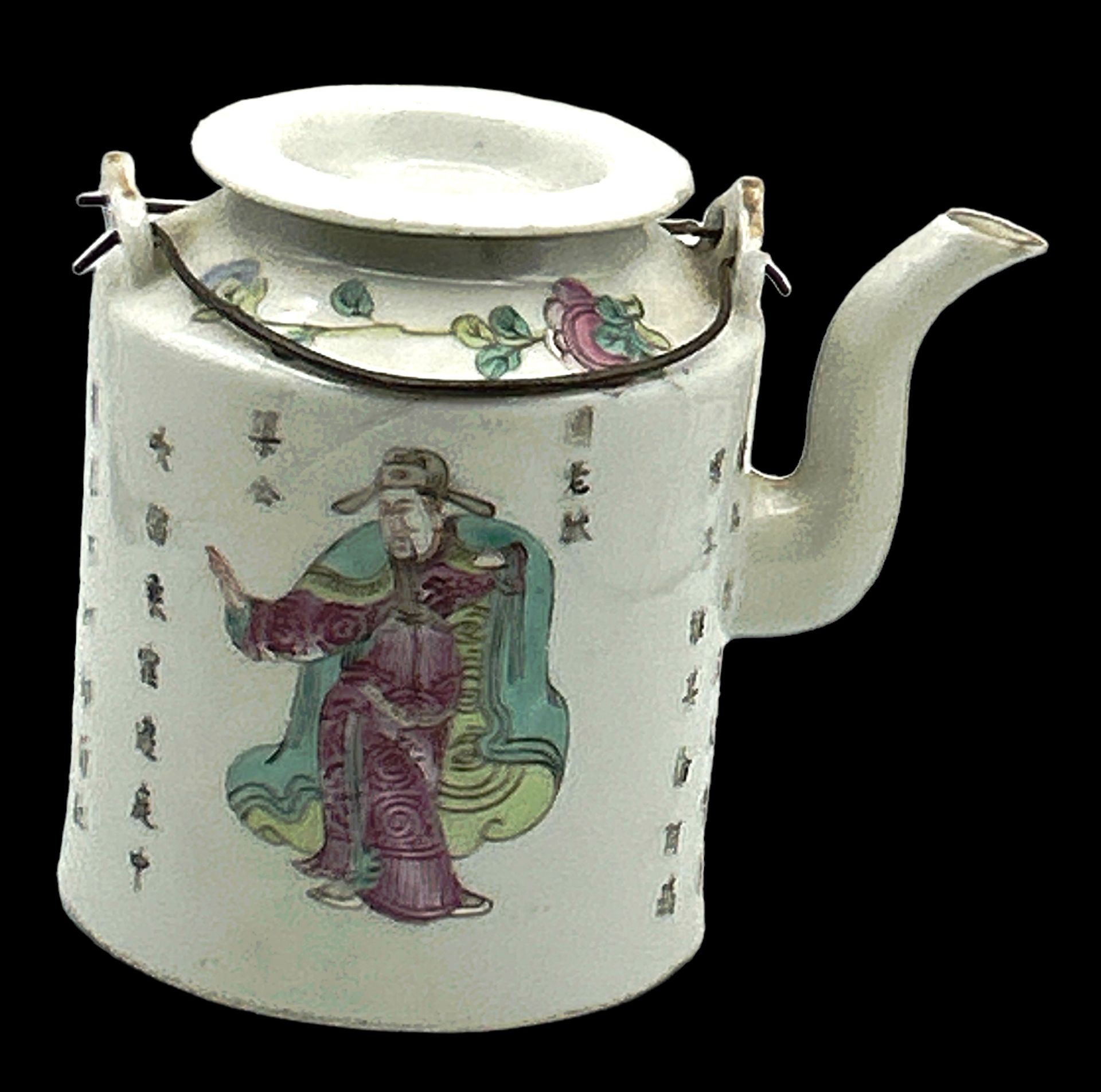 China Teekanne, bemalt mit Figuren und chines. Schriftzeichen, Deckelrand und Innenrand minimale Ab - Bild 3 aus 6