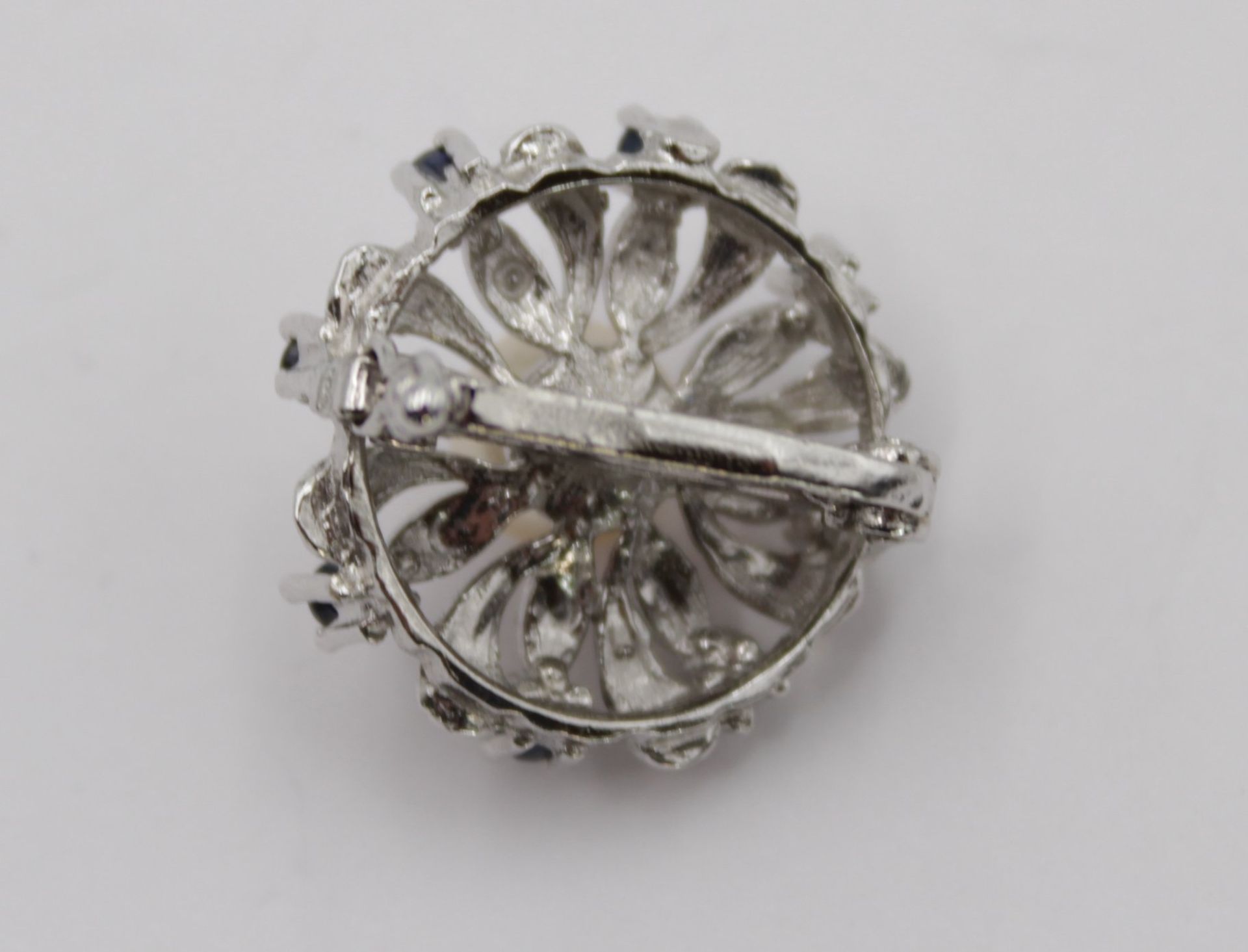 Kettenclip, 835er Silber, Perle u. Saphire, 6,5gr., D-2,2cm. - Bild 2 aus 4