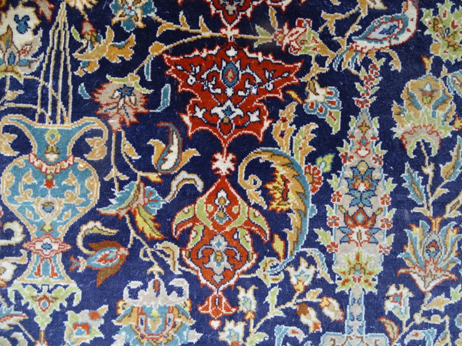 persischer kleiner Seidenteppich, wohl Hereke, 95x60 cm ohne Fransen - Bild 4 aus 6
