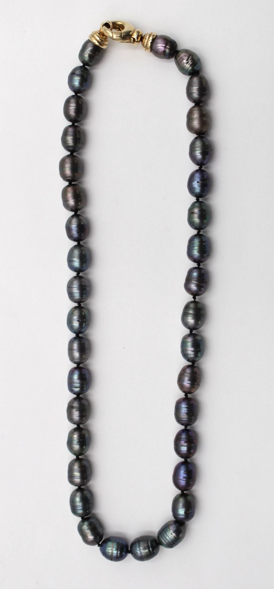 Halskette, SW-Perlen, schöner Lüster, vergoldetet Silberschließe, ca. L-46cm.