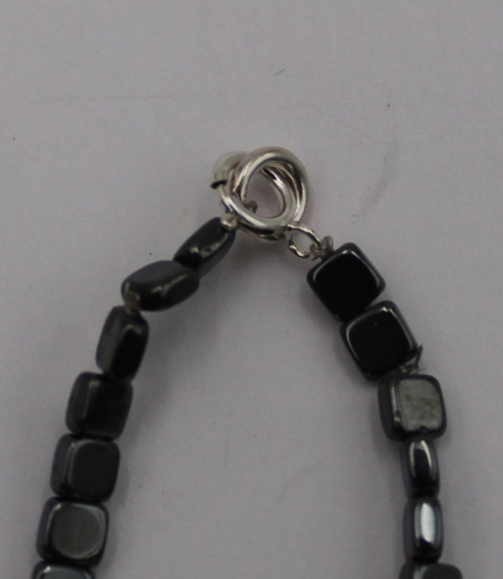 Hämatit-Halskette mit Perlanhänger, ca. L-41cm - Bild 3 aus 3