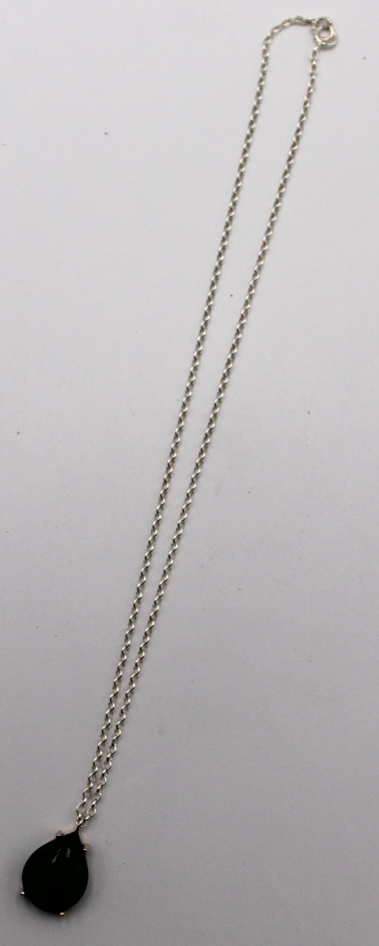 925er Silberkette mit Malachitanhänger, zus. ca. 6,4gr., Schließe defekt, ca. L-40cm  Anh. L-2cm.