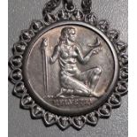 Münzanhänger an langer Silberkette, 5 Franken 1936, Schweiz, Silber-Krampenfassung