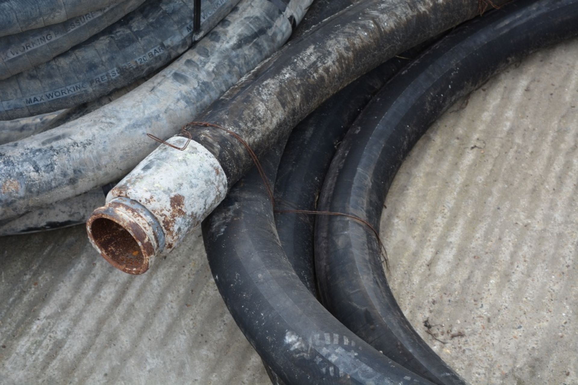 4'' CONCRETE PIPE (2 OF), 6M LENGTHS, ID: PL-15648, RUISLIP PLANT HIRE LTD. *UNRESERVED* - Image 3 of 3
