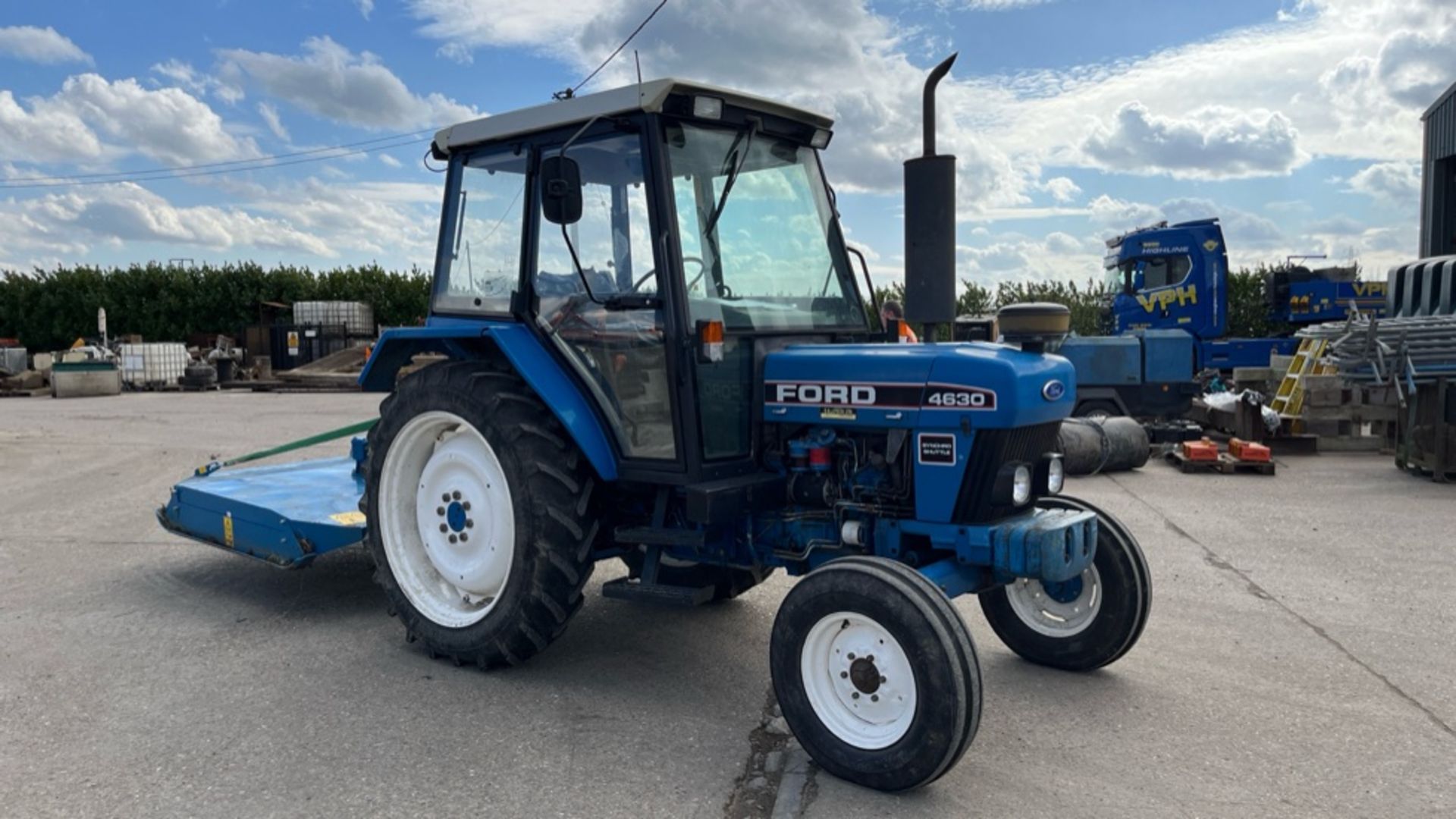 FORD 4630 SYNCHRO SHUTTLE Tractor 2wd Diesel (YEAR 2017)