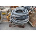 ASSORTED GROUT / SCREED PIPES (1 PALLET), ID: PL-15664, RUISLIP PLANT HIRE LTD. *UNRESERVED*