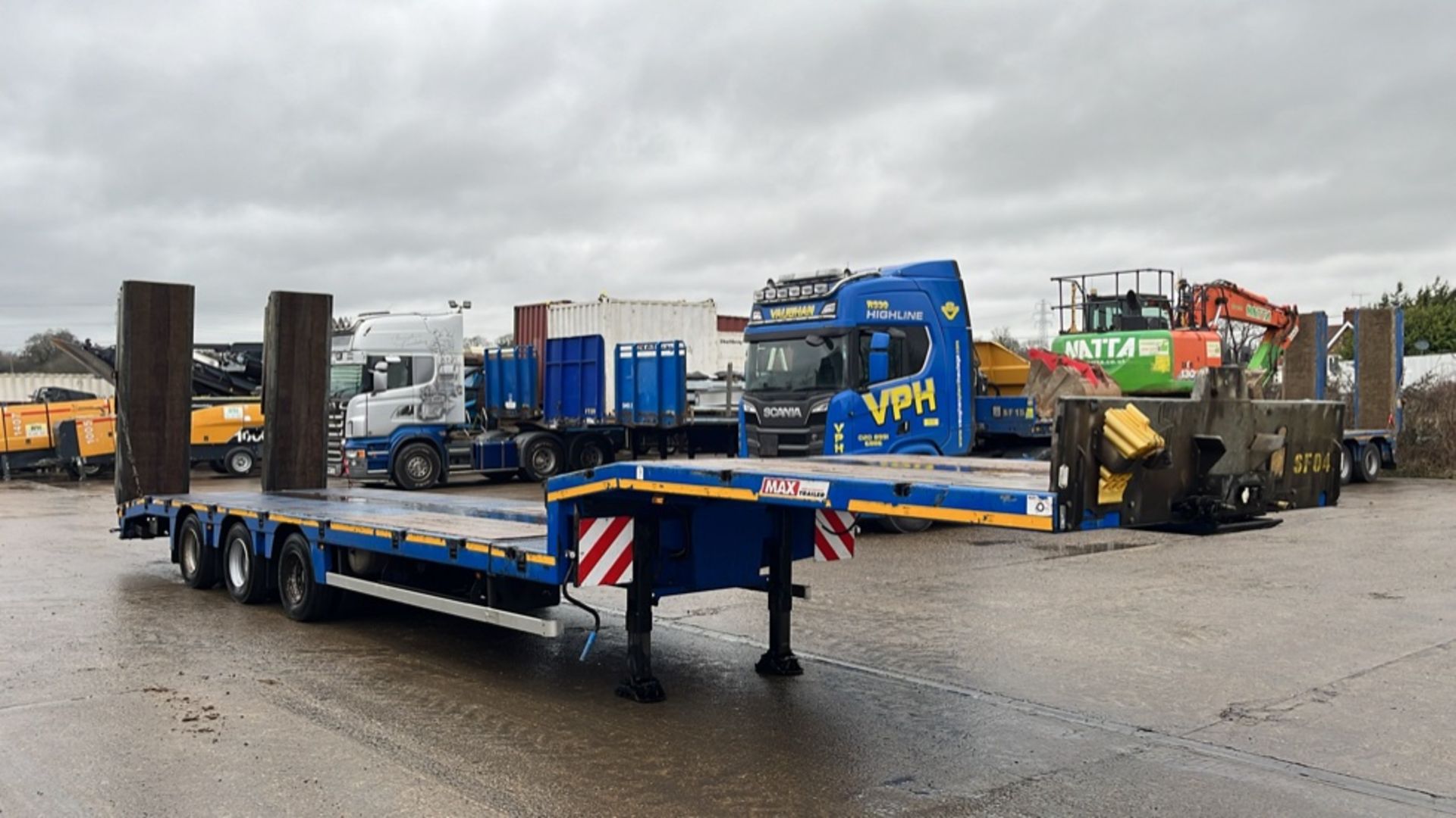 FAYMONVILLE MAX 100 - EXTENDABLE SEMI LOW LOADER Trailer (Year 2016)