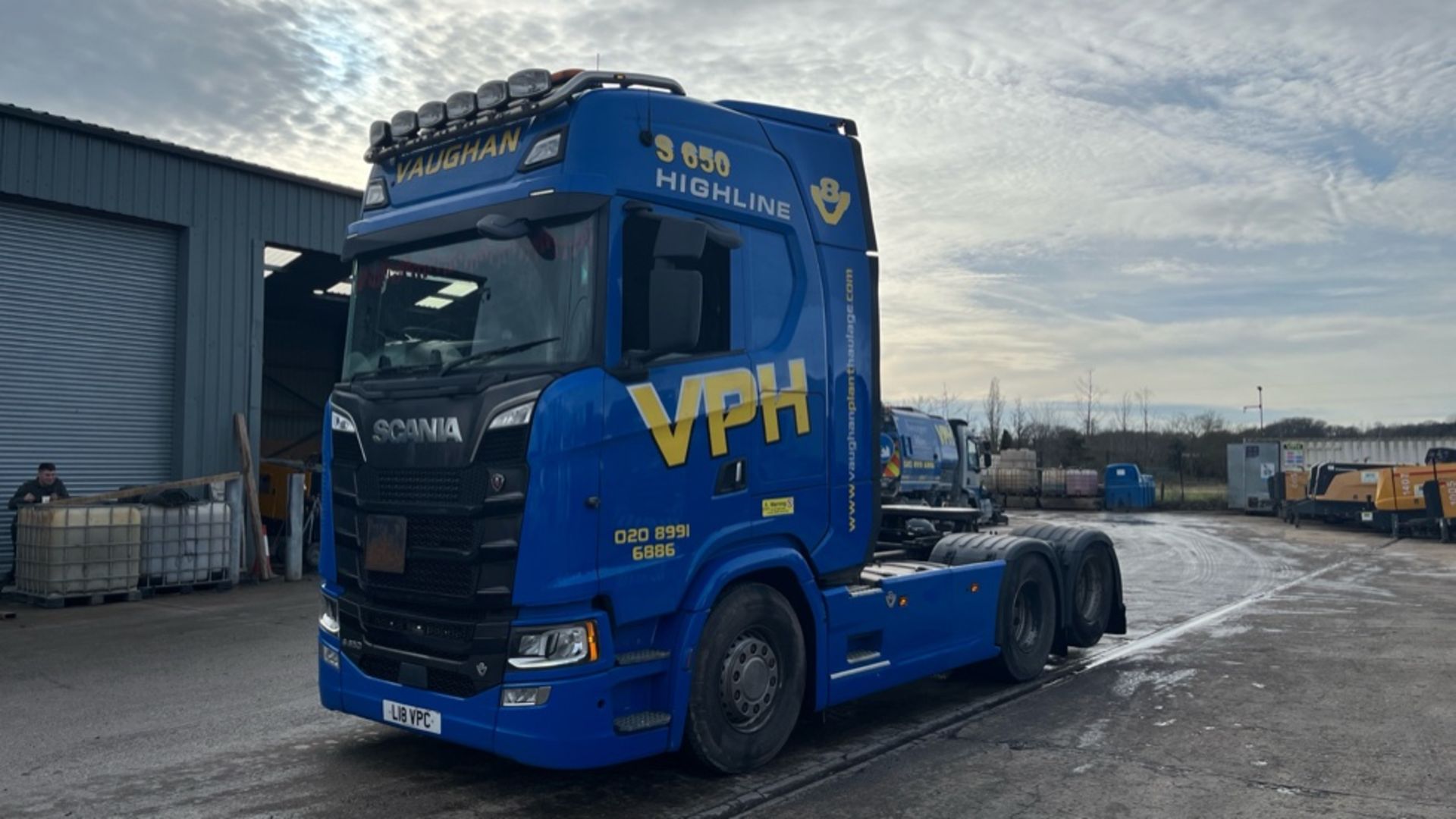 SCANIA S 650 V8 EURO 6 72 TONNE Tractor Unit 6x2 (Year 2018) - Image 2 of 27