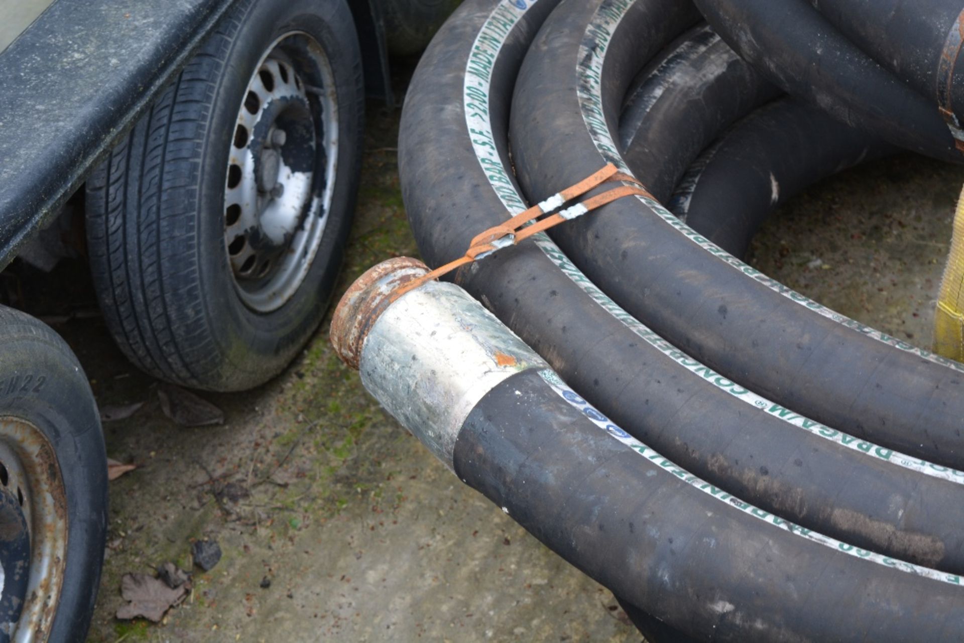 4'' CONCRETE PIPE (3 OF), 5M LENGTHS, ID: PL-15652, RUISLIP PLANT HIRE LTD. *UNRESERVED* - Image 3 of 3