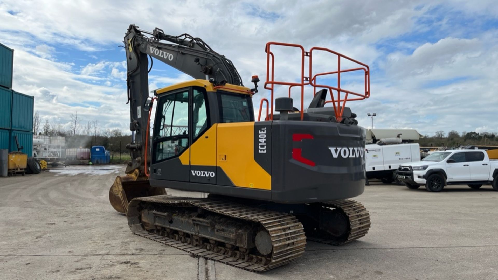 VOLVO EC140EL Tracked Excavator Diesel (YEAR 2018) - Image 4 of 26