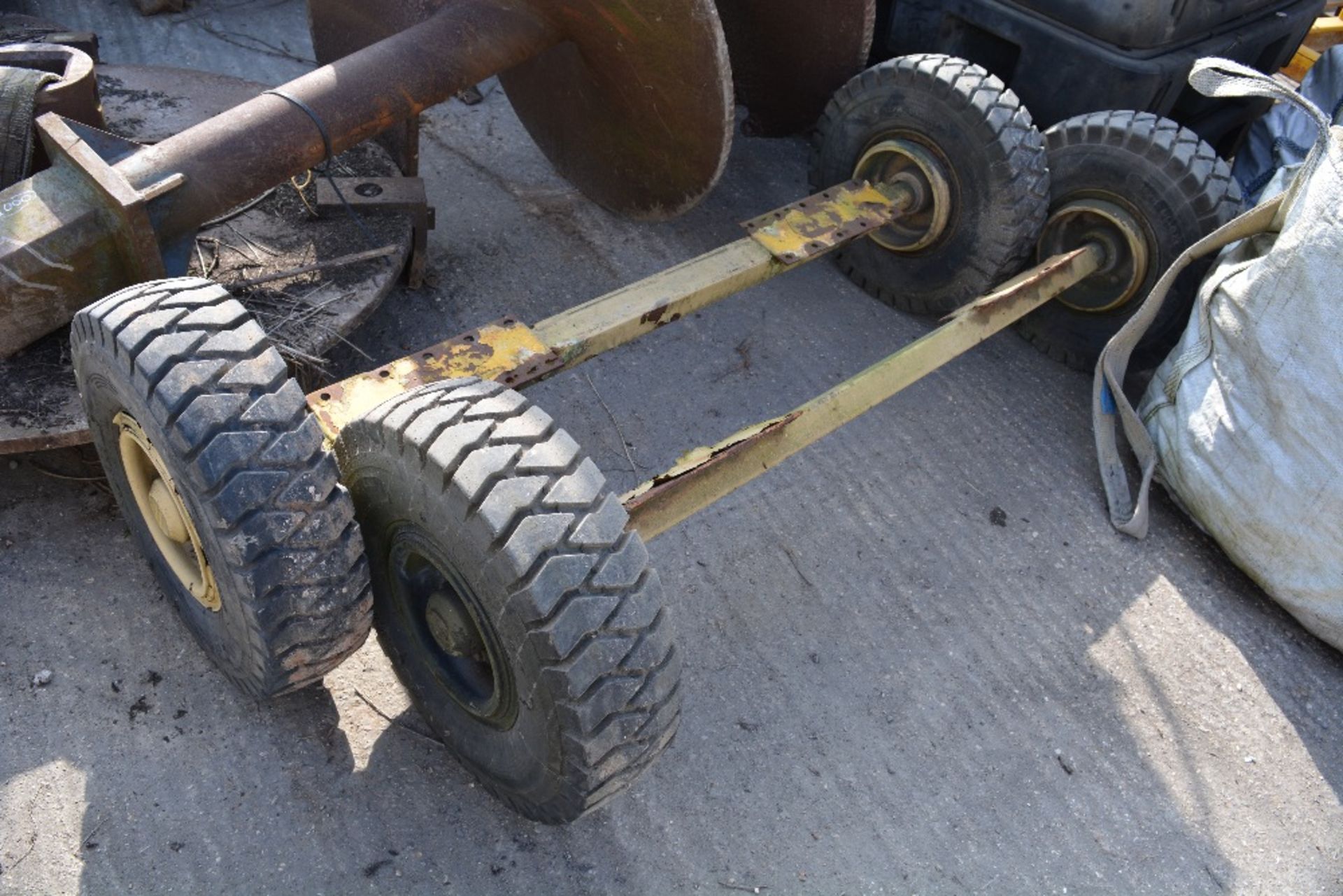 TOWING DOLLYS C/W REAR AXLE (2 OF), *HITCH RING MISSING ON ONE*, ID: PL-15622, VAUGHAN PLANT HAULAGE - Image 6 of 6