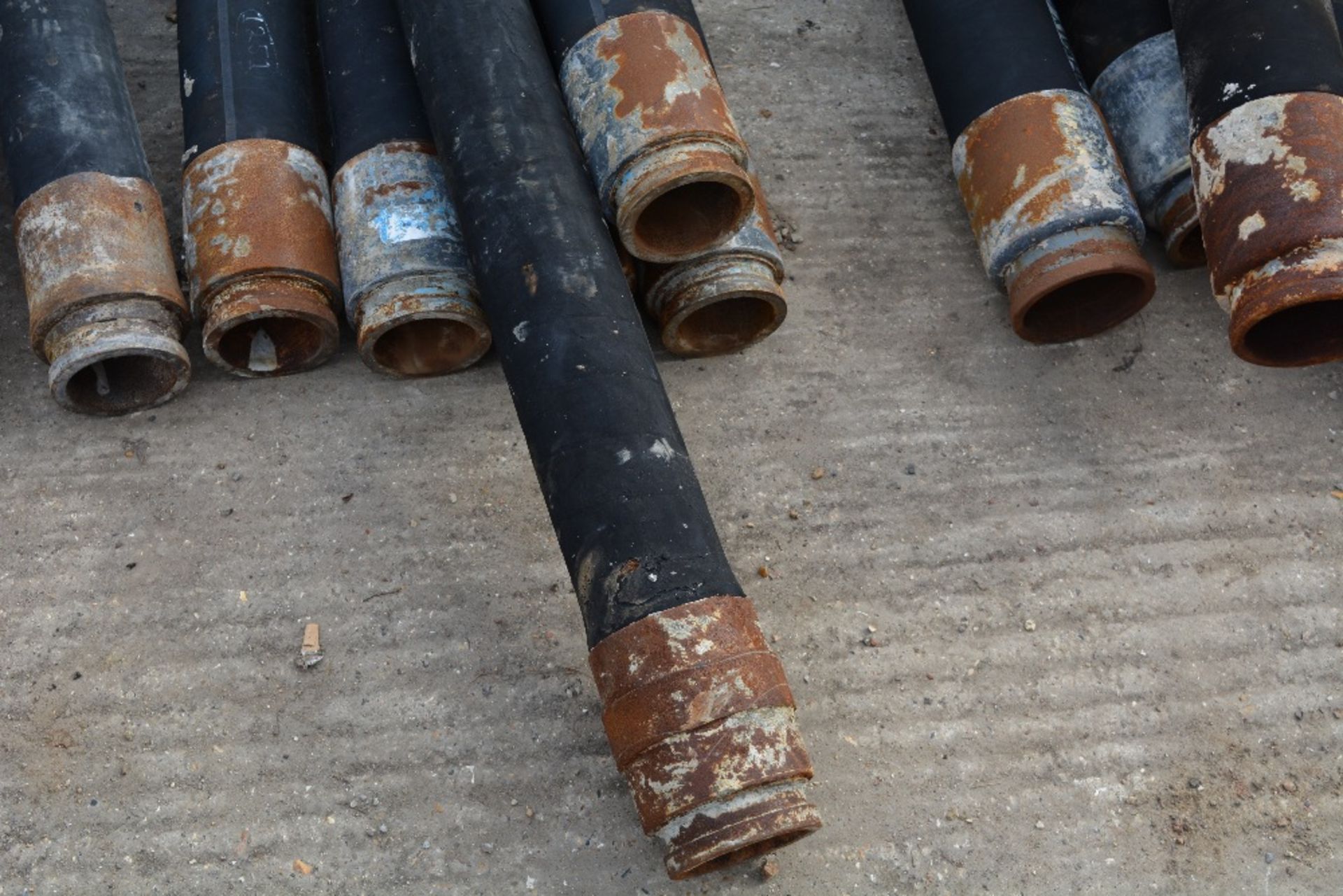 4'' CONCRETE PIPES (6 OF) INCL. 3M LENGTHS (5 OF), 4M LENGTH (1 OF), ID: PL-15643, RUISLIP PLANT - Image 2 of 3