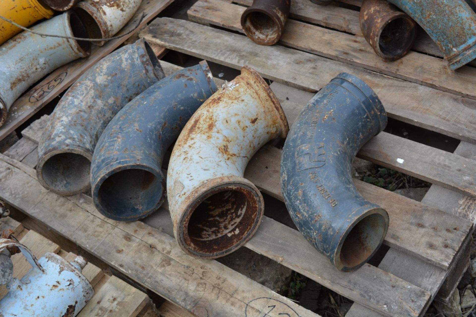 ASSORTED 6''/5'' CONCRETE PIPE ANGLE JOINTS & ADAPTERS (1 PALLET), ID: PL-15658, RUISLIP PLANT - Image 2 of 2