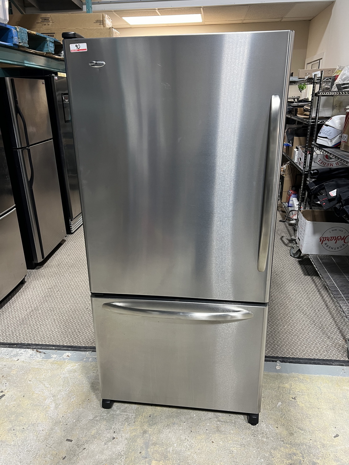 AMANA STAINLESS STEEL BOTTOM DRAWERFREEZER / REFRIGERATOR (LOCATED
