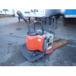 TOYOTA 8HBE30 6,000LBS CAP ELECTRIC RIDE-ON PALLET TRUCK (24V) W/ 4'L FORKS, S/N 47476 (NO CHARGER)