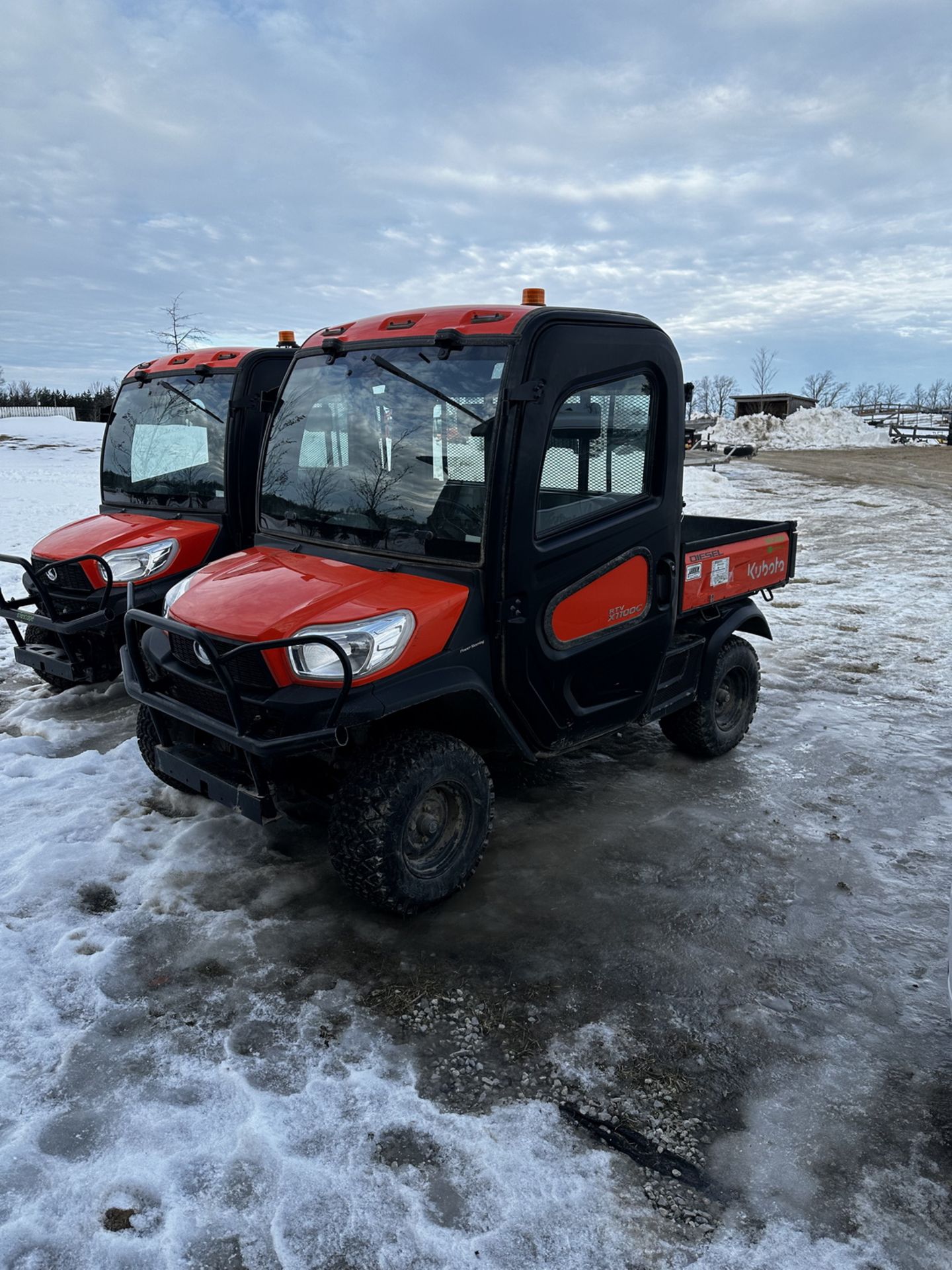 2021 KUBOTA RTV-X1100 UTILITY VEHICLE W/ DUMP BOX, S/N 65801 (516 HRS) - Bild 2 aus 10