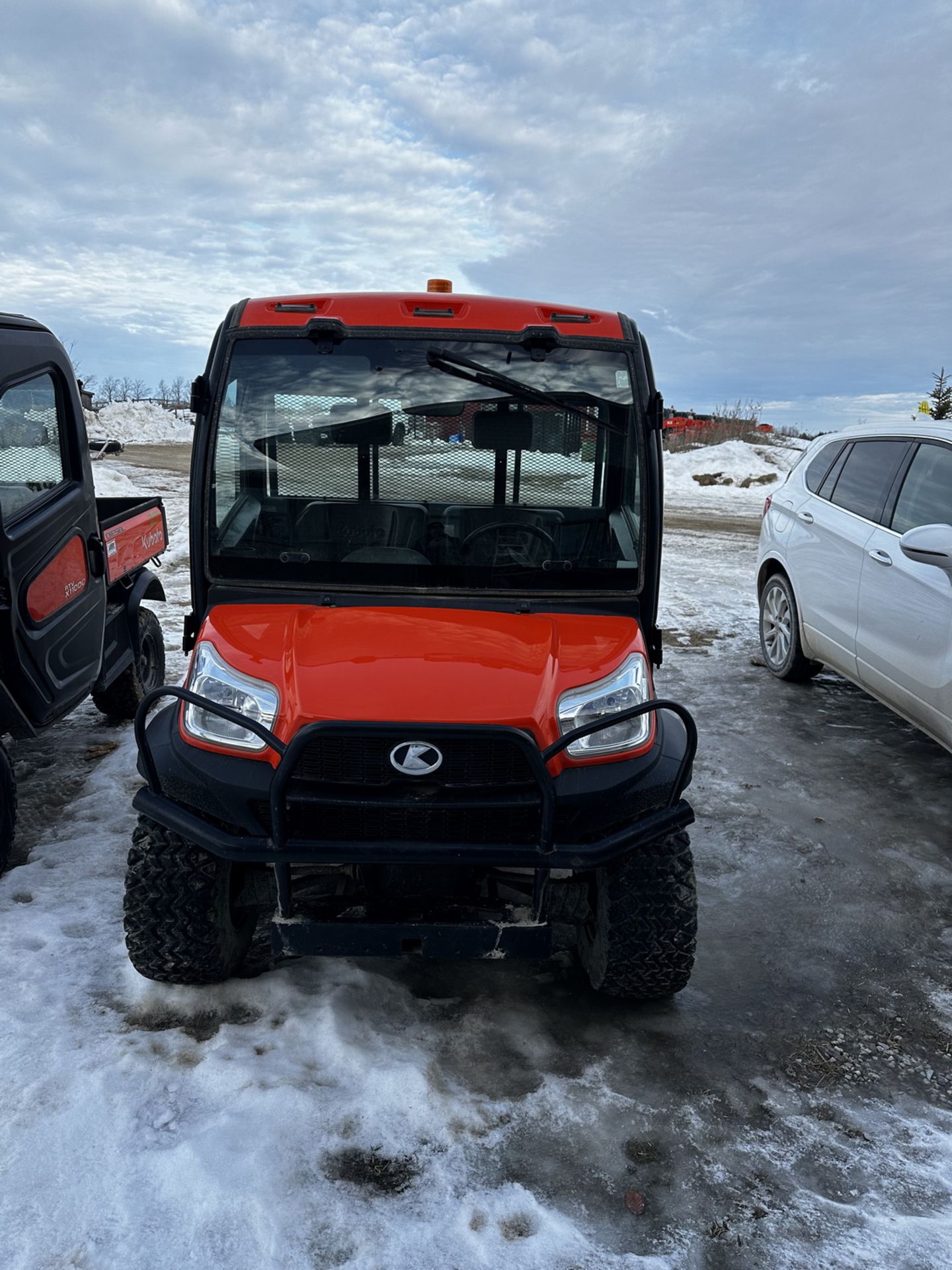 2021 KUBOTA RTV-X1100 UTILITY VEHICLE W/ DUMP BOX, S/N 65801 (516 HRS) - Bild 3 aus 10