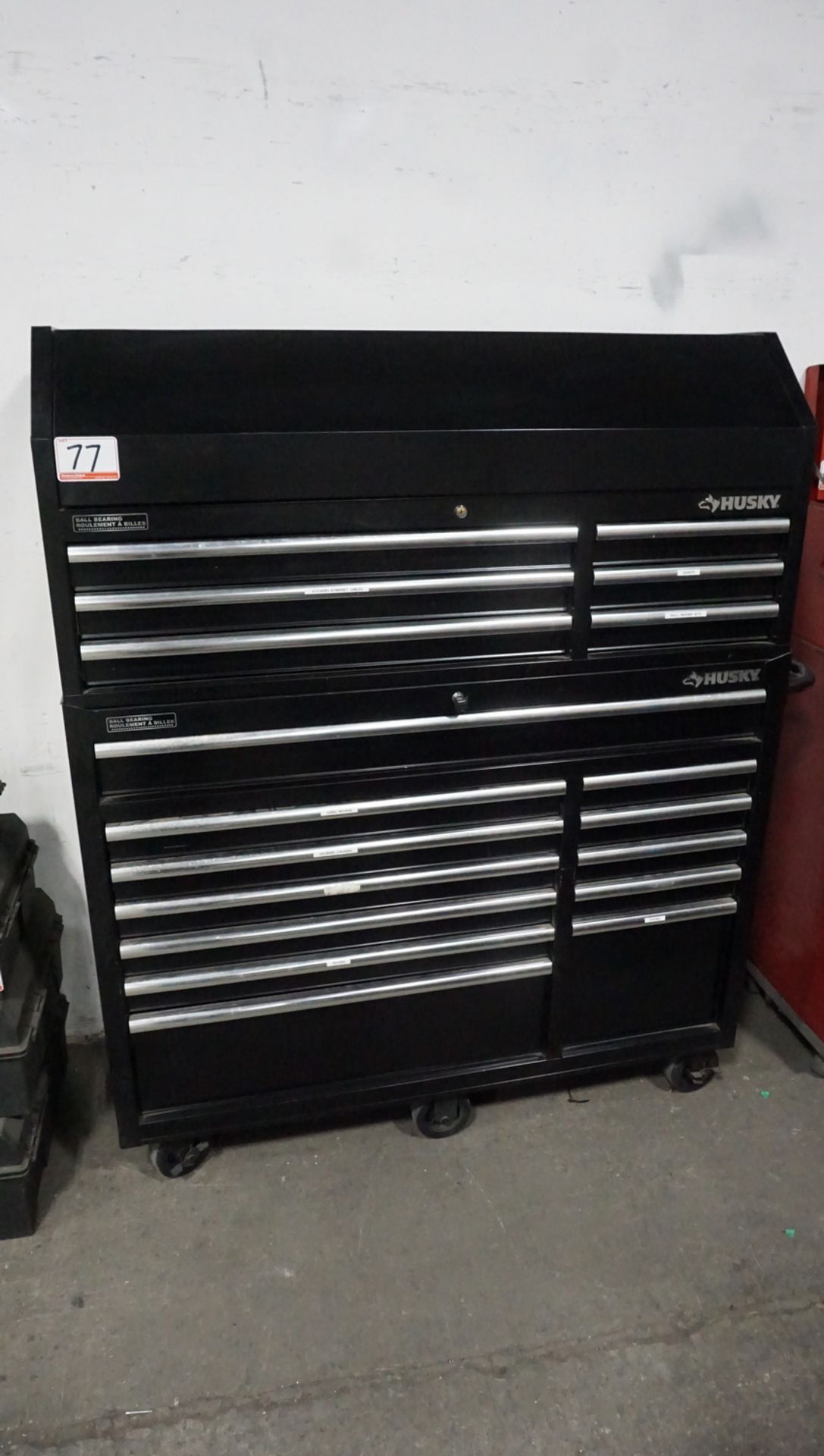 HUSKY 18 X 52 X 65"H PORTABLE 17-DRAWER MECHANICS TOOL CHEST