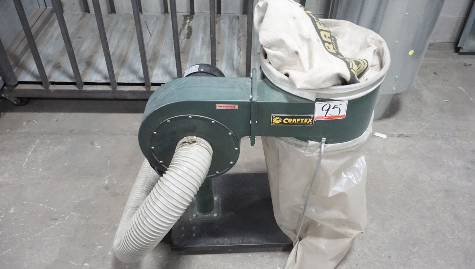 CRAFTEX CT053 1HP DUST COLLECTOR