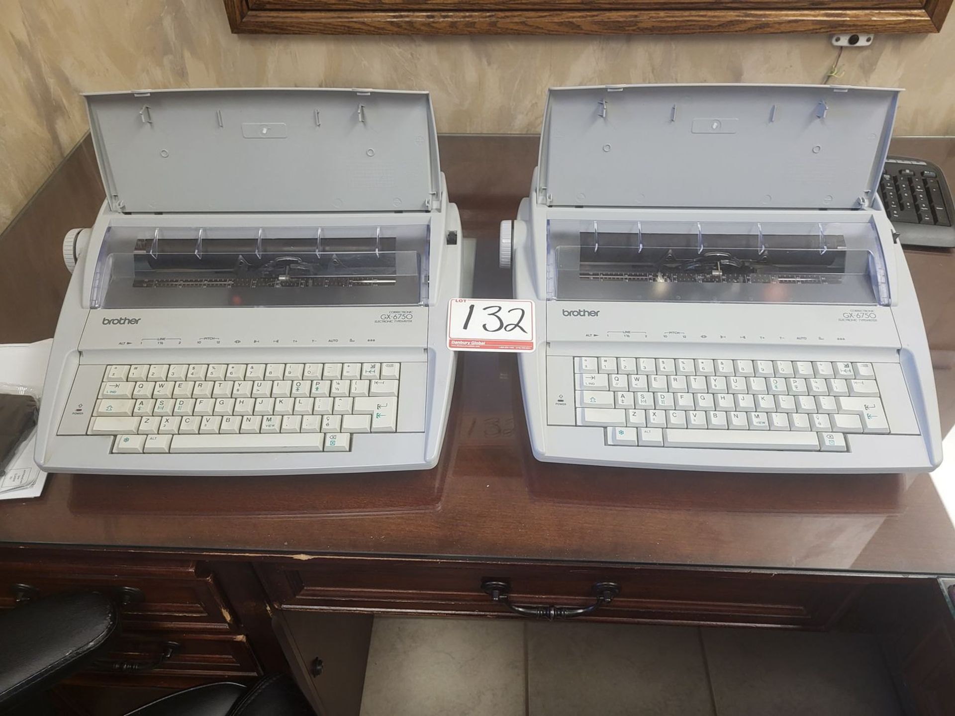 LOT - BROTHER GX6750 ELECTRONIC TYPEWRITERS