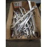 LOT - COMBINATION & OPEN END WRENCHES