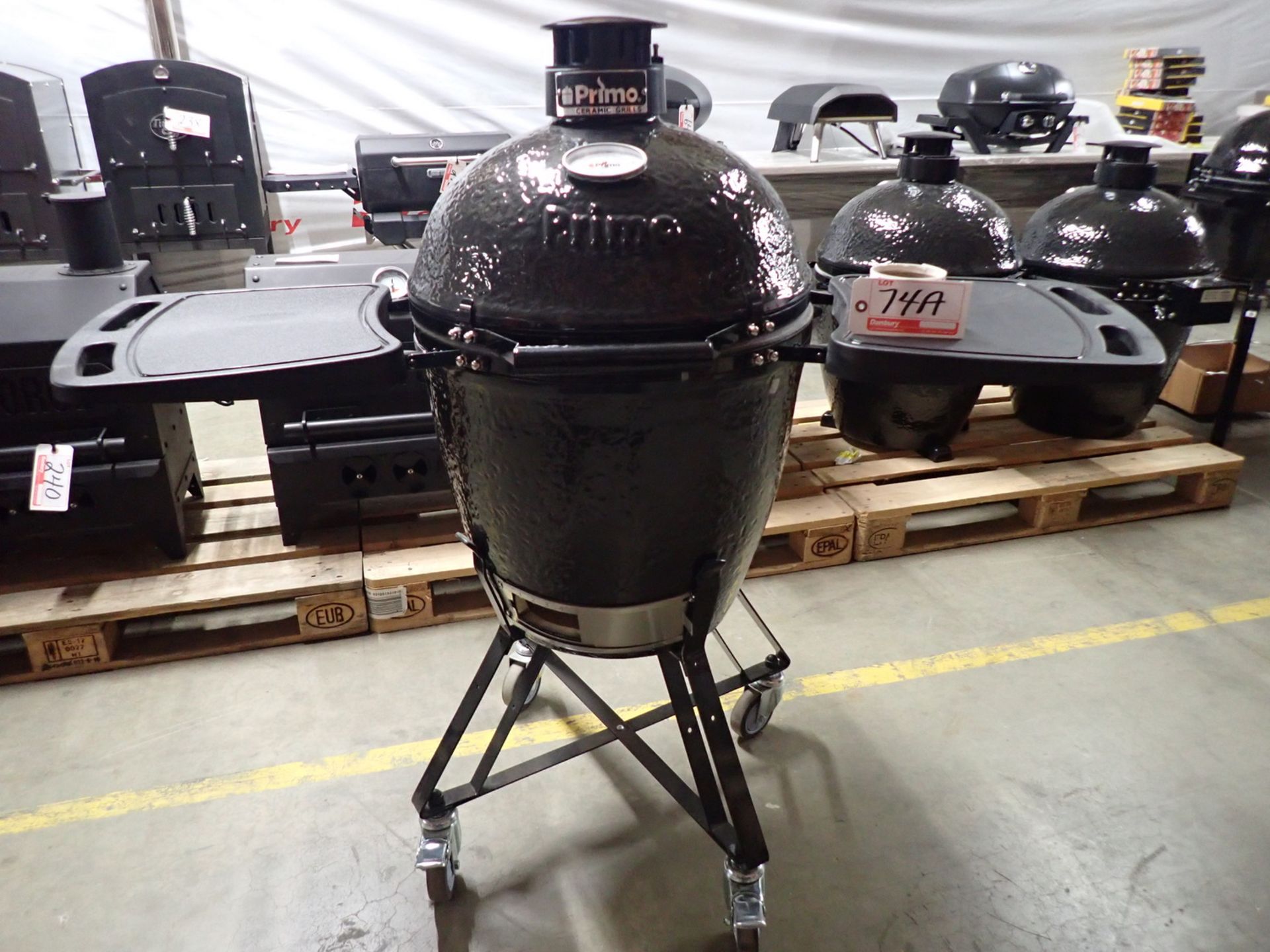 PRIMO PGCRC ROUND ALL-IN-ONE CERAMIC CHARCOAL GRILL / SMOKER (MSRP $1,600) (NO BOX)