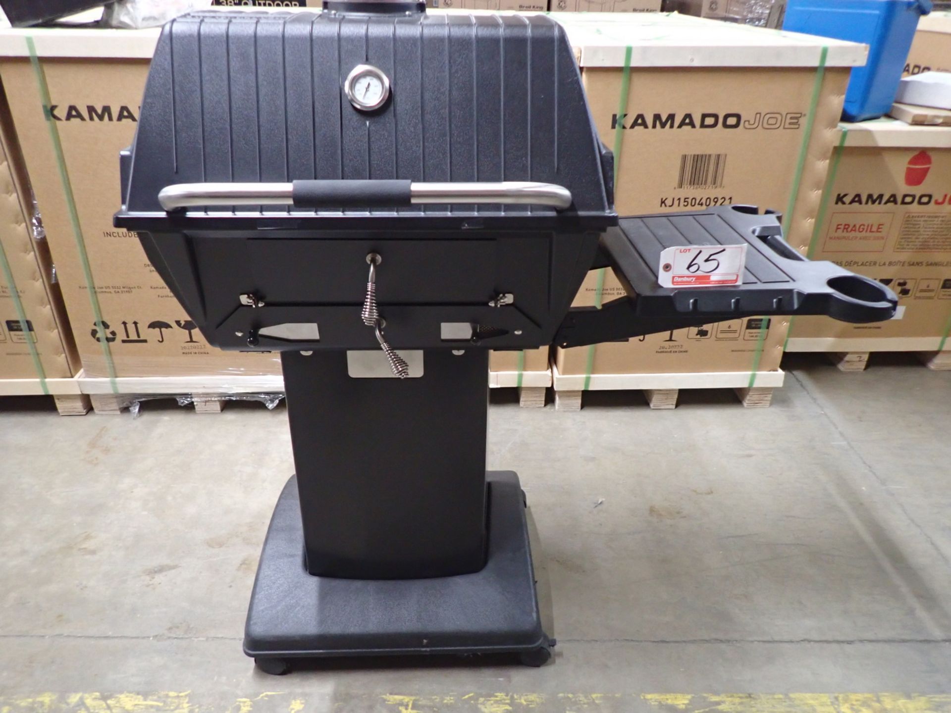 BROILMASTER C3 CHARCOAL GRILL W/ STAINLESS STEEL GRID & STAND (MSRP $1,150)