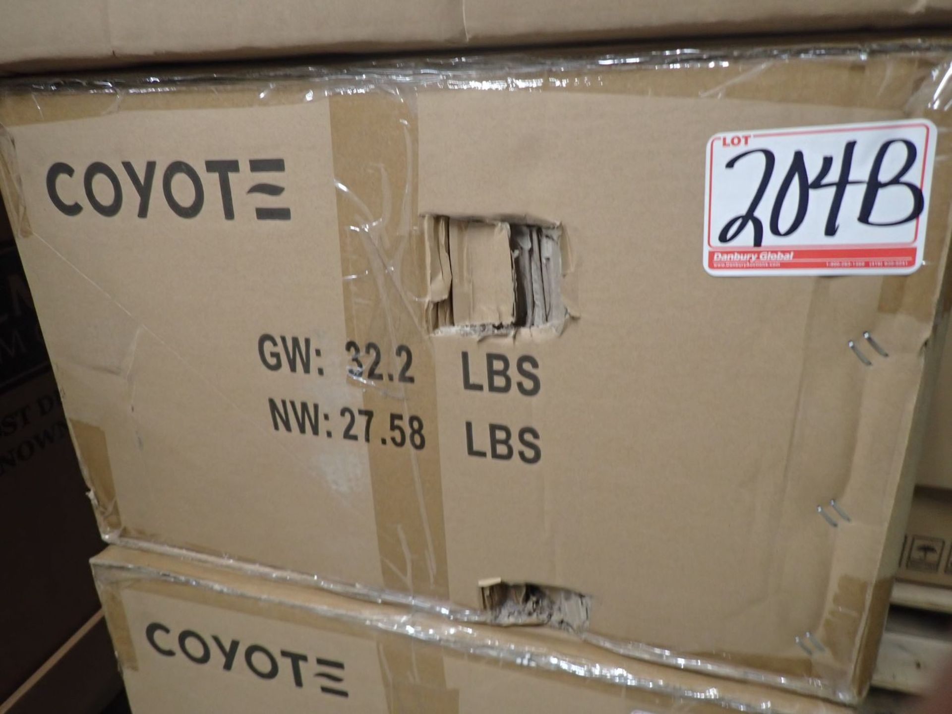 COYOTE (C1EL120SM) ELECTRIC GRILL W/ PEDESITAL (NEW IN BOX) (MSRP $1,800)