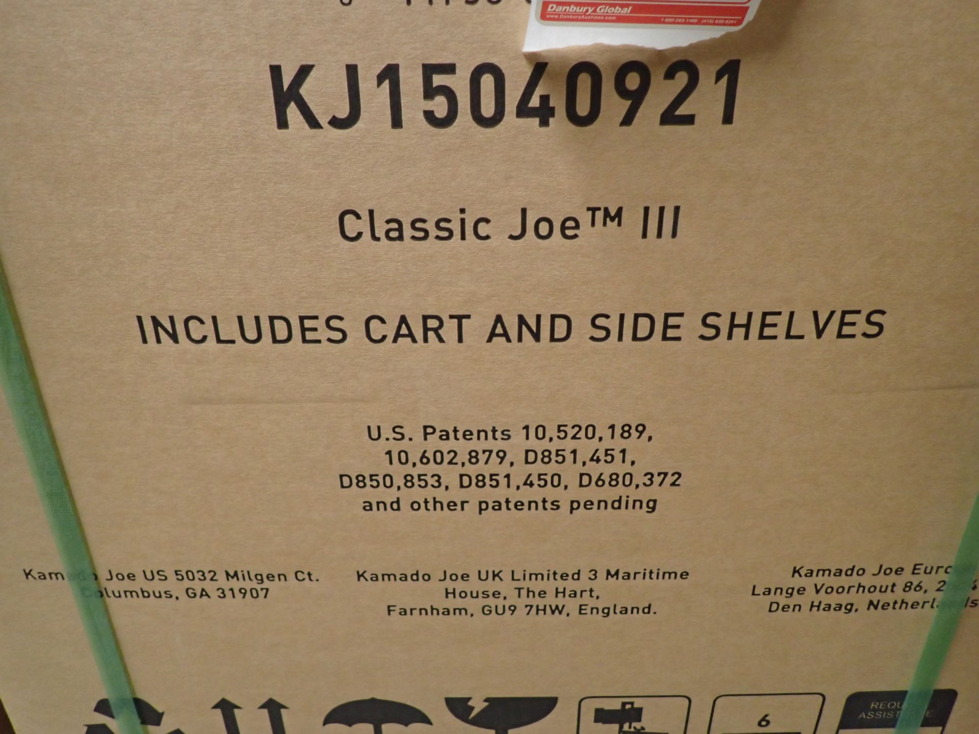 KAMADO JOE CLASSIC JOE III CERAMIC ALL-IN-ONE CHARCOAL GRILL / SMOKER C/W CART & ALUMINUM SIDE - Image 2 of 2