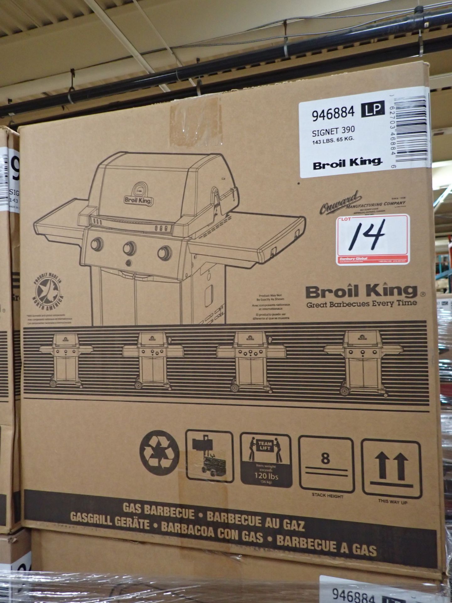 BROIL KING SIGNET 390 3-BURNER PROPANE BBQ W/ SIDE & ROTISSERIE BURNERS (NEW IN BOX) (MSRP $900)