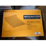 UNITS - BROILMASTER COOKING GRIDS 2PC SET FOR P4 GRILLS (RETAIL $204.99 EA)