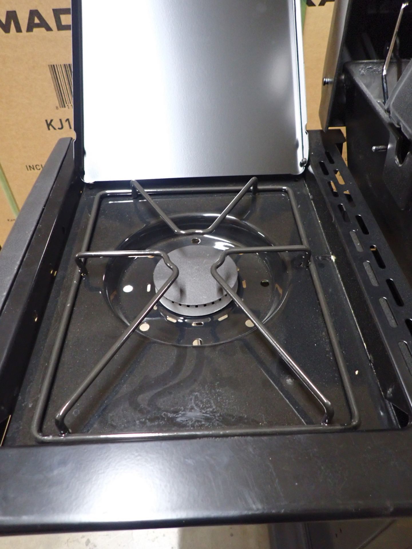 BROIL KING MONARCH 340 3-BURNER PROPANE BBQ W/ SIDE BURNER (MSRP $800) - Image 3 of 5