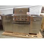 LOT - BROIL KING REGAL S-420 BUILT-IN 4-BURNER NATURAL GAS BBQ W/ STAINLESS STEEL GRID C/W BROIL