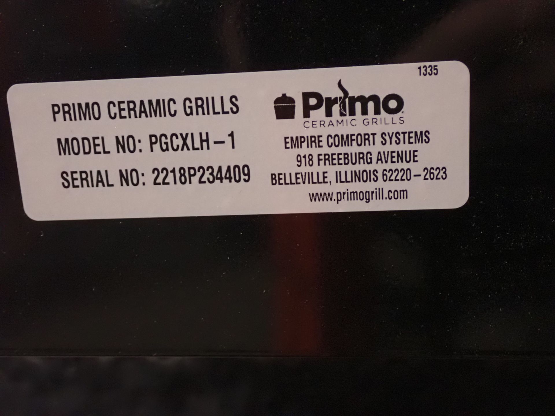 PRIMO PGCXLH OVAL X-LARGE CERAMIC EGG CHARCOAL GRILL & SMOKER C/W CYPRESS PORTABLE TABLE (MSRP $2, - Image 4 of 4