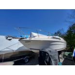 SEARAY WEEKENDER CABIN CRUISER BOAT (26'L, 8'BEAM) W/ V8 MERCRUISER ENGINE & REBUILT DRIVE S/N