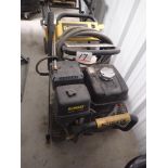 DEWALT 4200 PSI GAS POWER WASHER W/ HONDA GX390 MOTOR