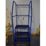 BLUE S-STEP MOBILE LADDER STAND