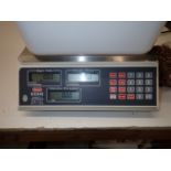 BERKEL DX342 PRICE COMPUTING SCALE