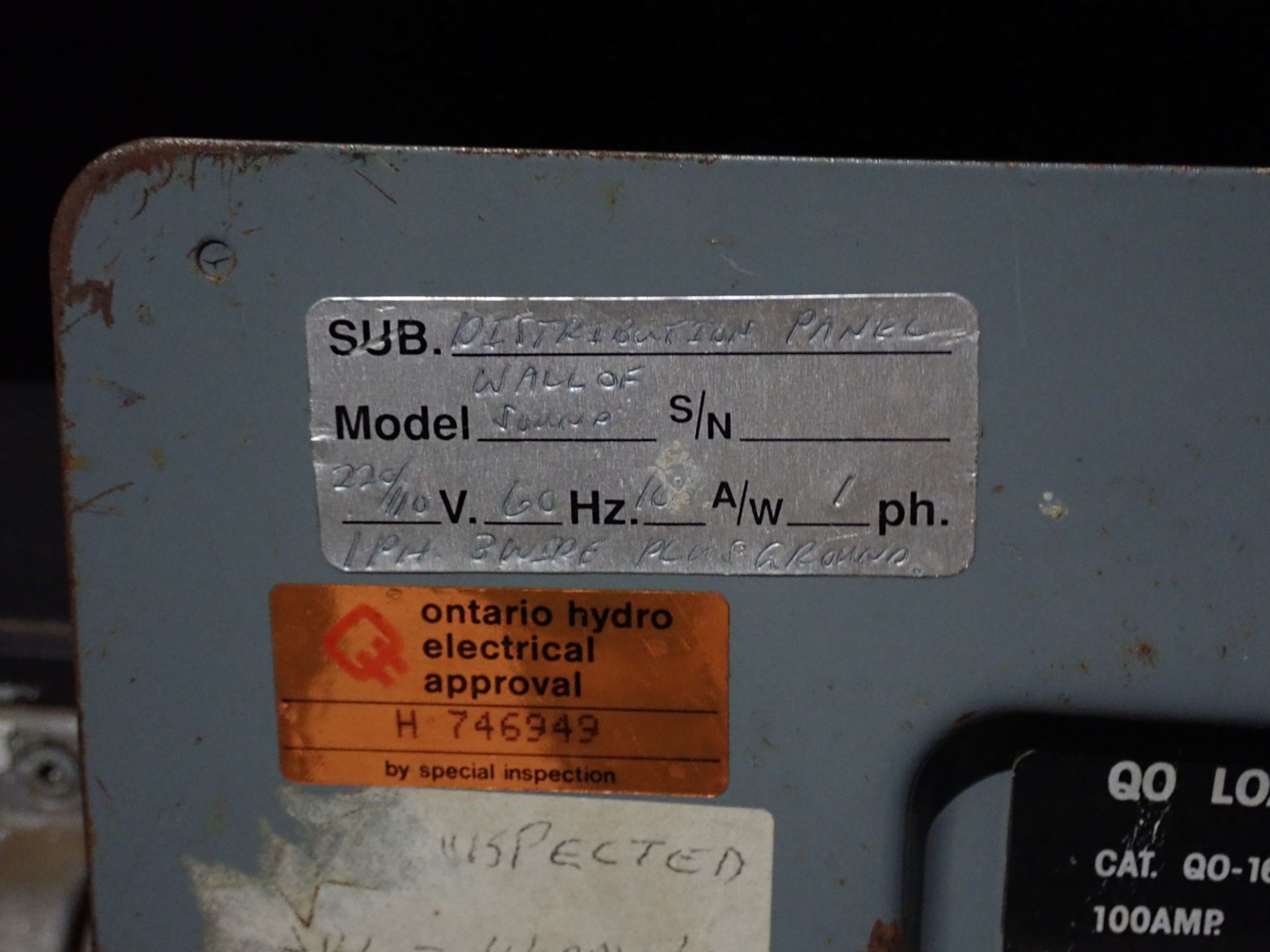 POWER DISTRIBUTION PANEL C/W ROLLING HARD CASE - Image 2 of 3