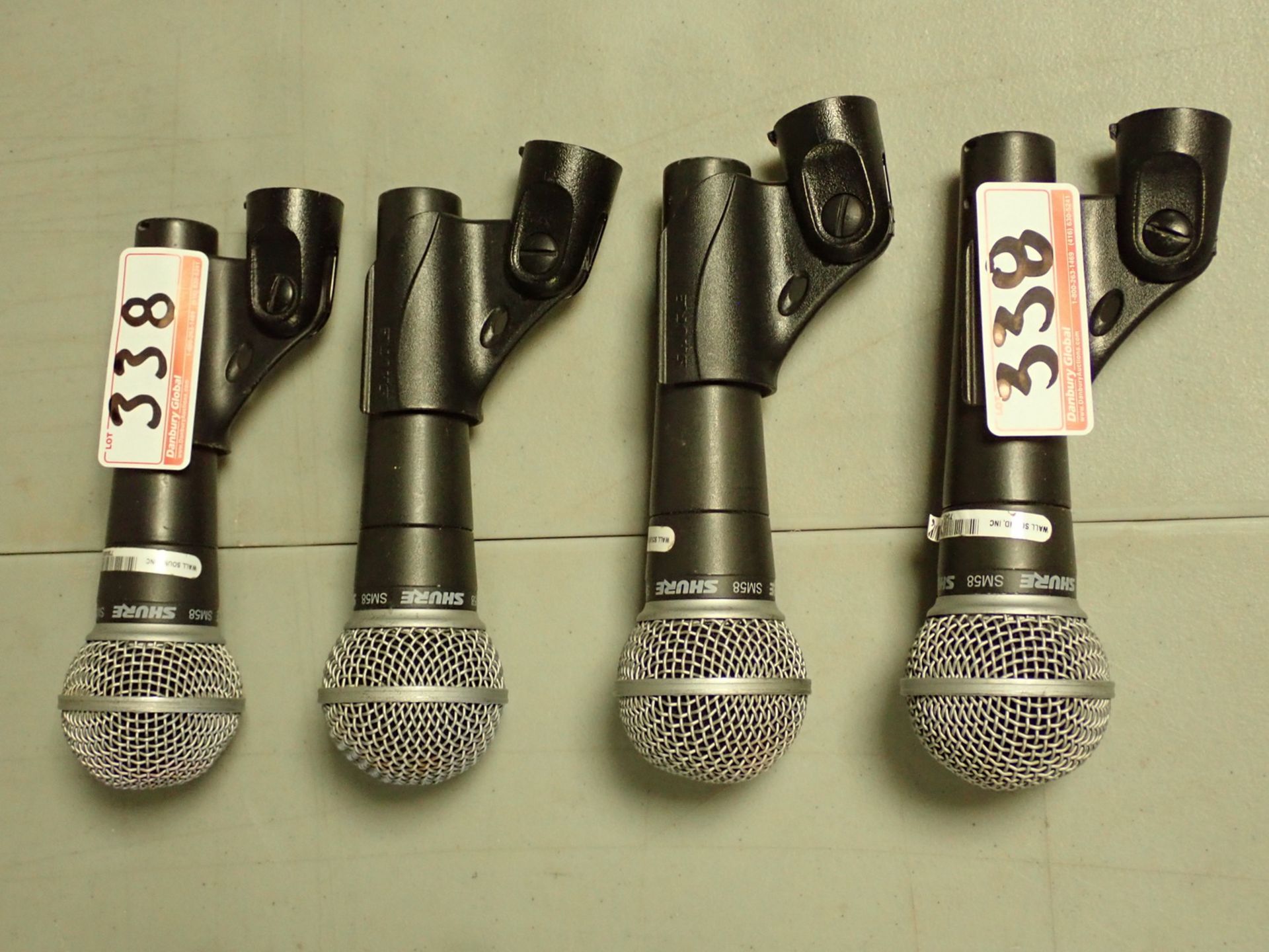 UNITS - SHURE SM58 MIC W/ CLIP