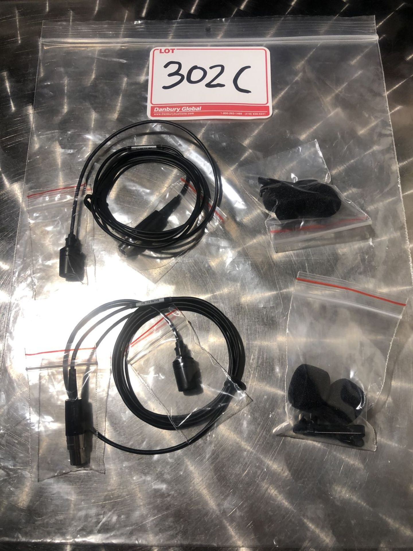 UNITS - (NEW) SHURE CVL CARDIOD LAVALIER MICROPHONES