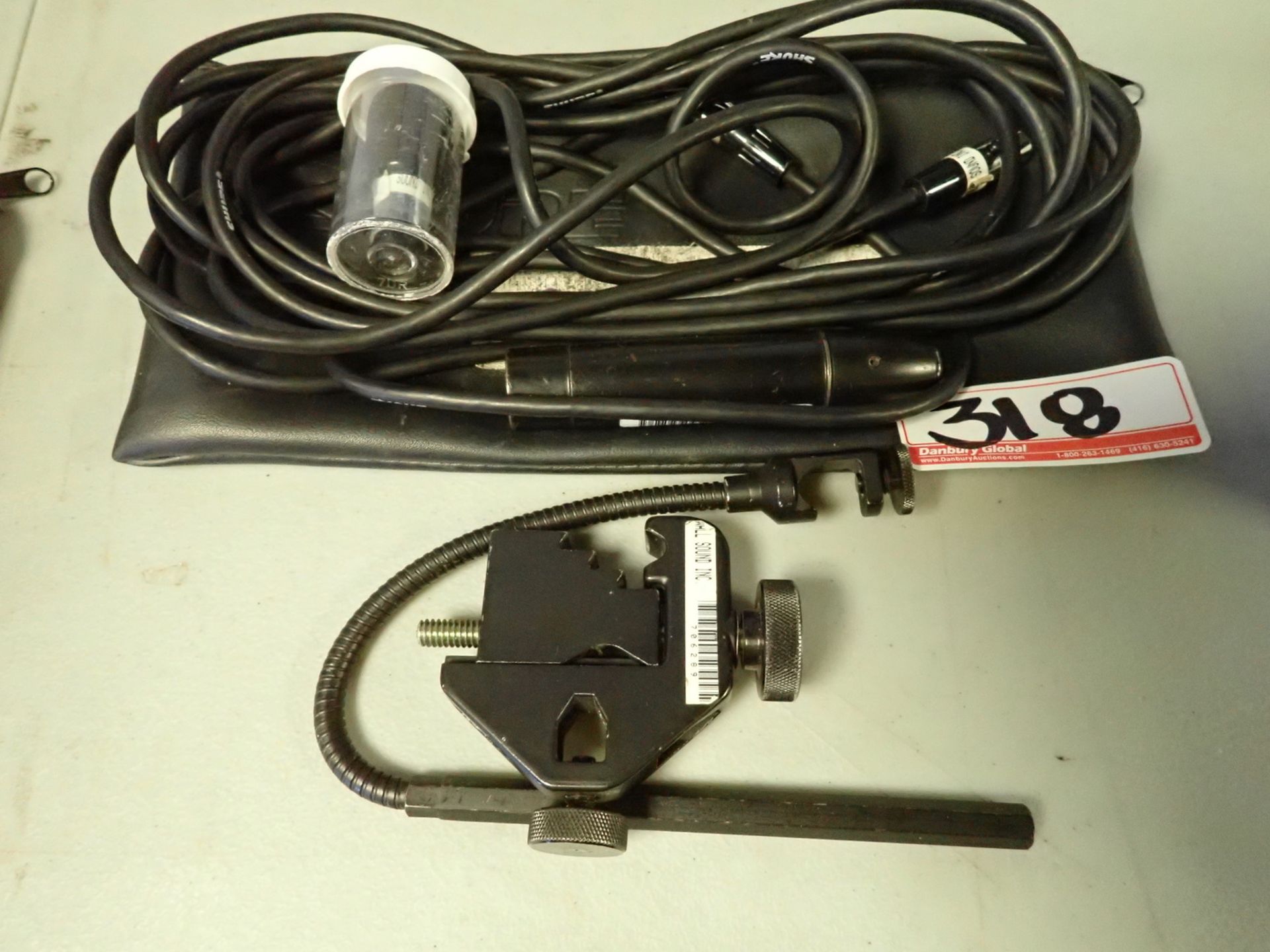 SHURE BETA 98D/S W/ DRUM MOUNT, CABLE, AND PRE-AMP