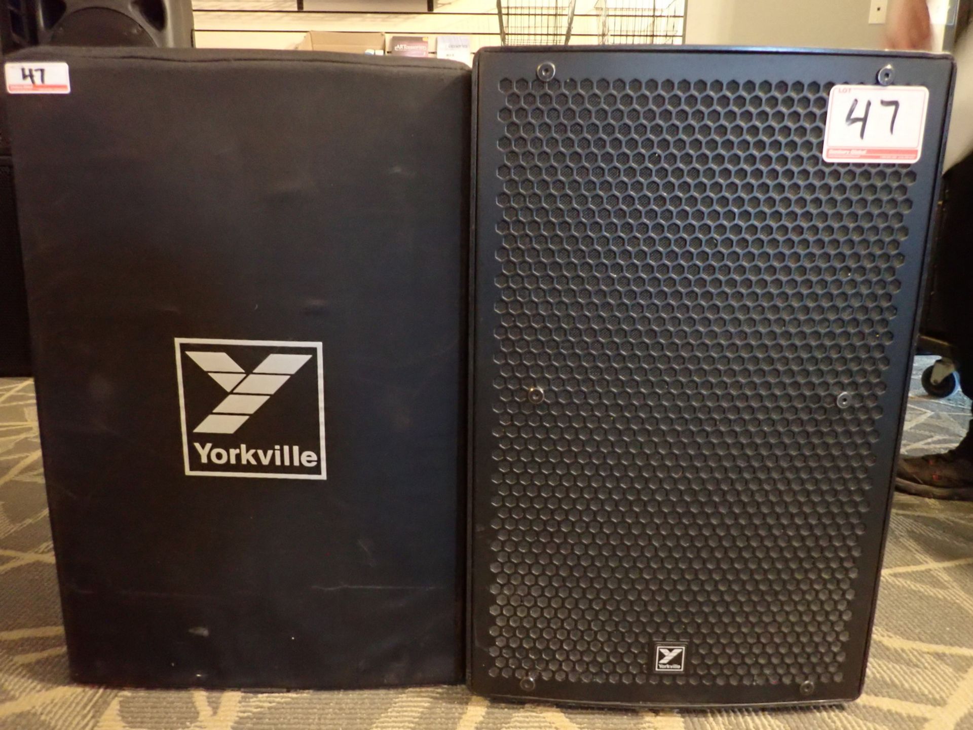 UNITS - YORKVILLE PARASOURCE PS12P POWERED SPEAKER C/W SOFT COVER - Image 2 of 3